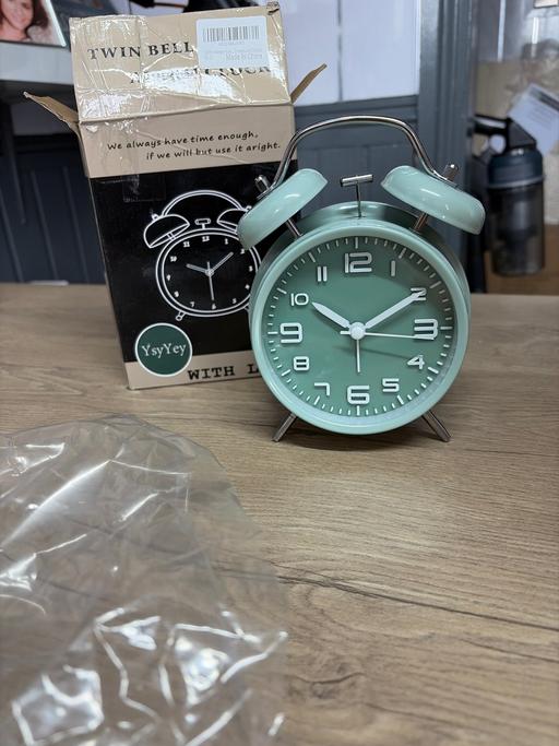  — Twin bell alarm clock