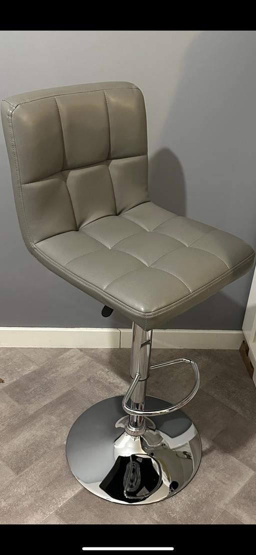  — Argos bar stool