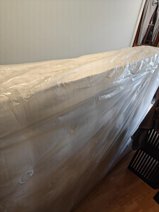  — Double size spring mattress