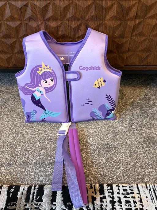  — Go go kids Swim Vest
