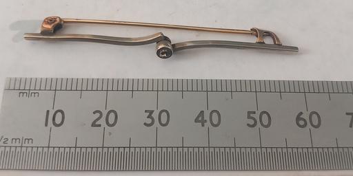  — Antique Edwardian Two-Tone Bar Brooch