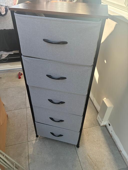  — draws handy storage