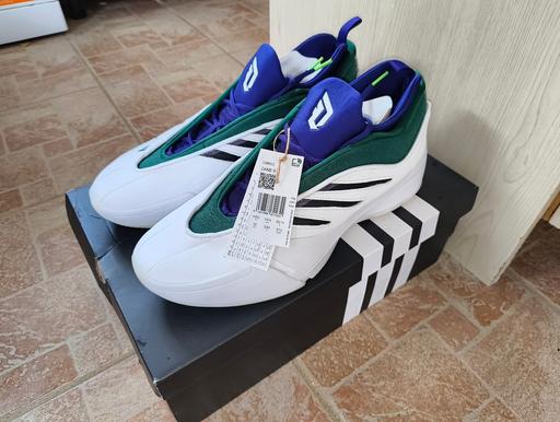  — Mens adidas Dame 9 Trainers Brand New