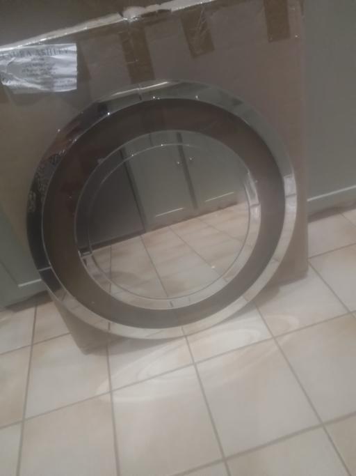  — BRAND NEW LAURA ASHLEY ROUND MIRROR IN BOX