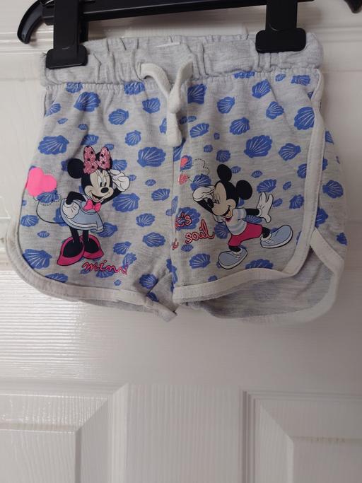  — Girls Minnie mouse shorts size 80-86 cm