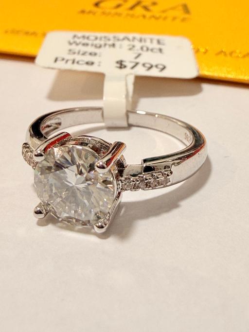  — Ring 2ct