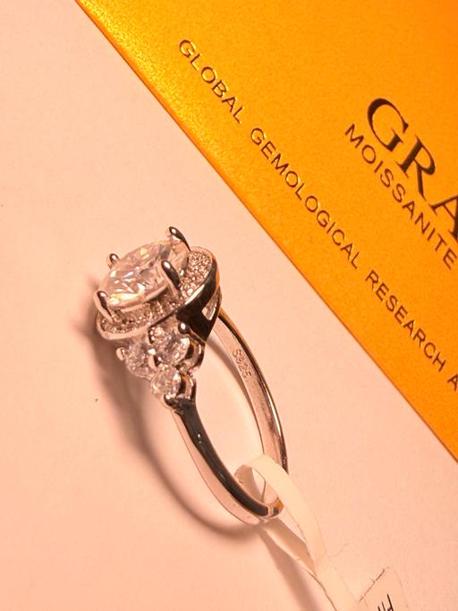  — Ring 2ct size 7