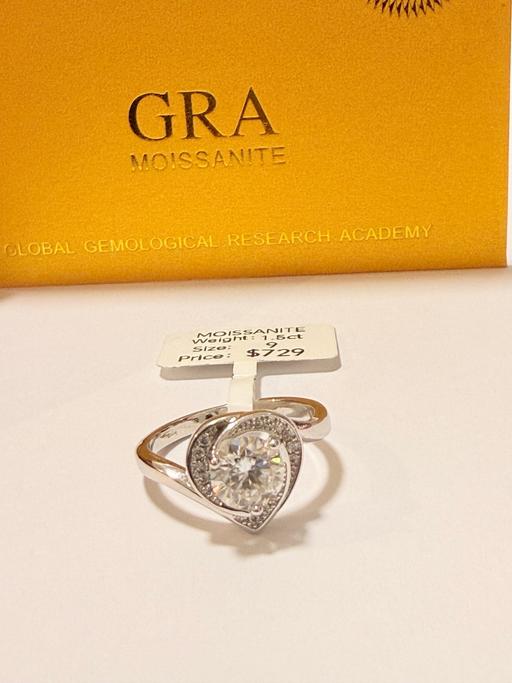 — Ring 1.5ct size 9