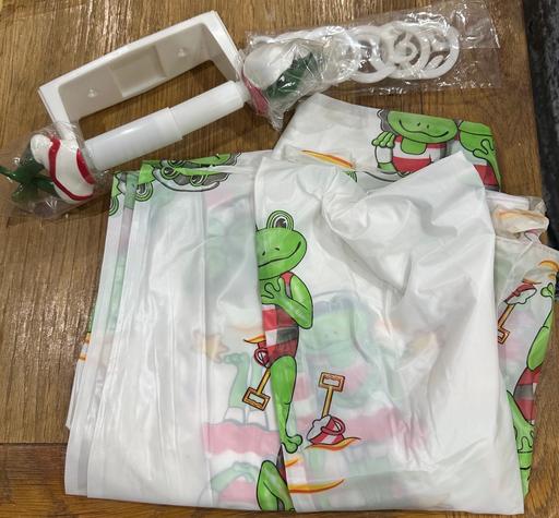  — Shower curtain and loo roll holder