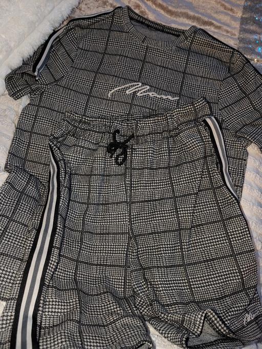  — Boohoo Man Fleece shorts and Tshirts set