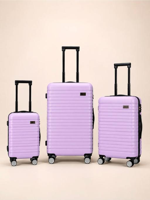  — 3 piece hardshell trolley suitcase set