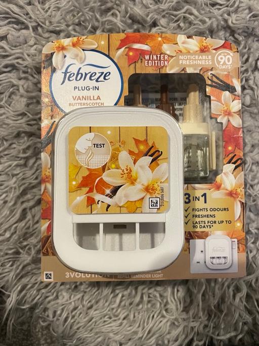  — Febreeze plug in + refill