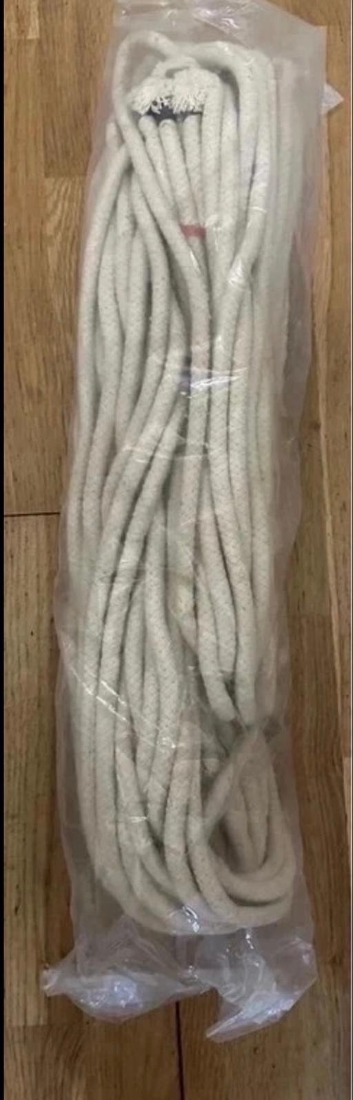  — Pack of 8 heavy duty ropes