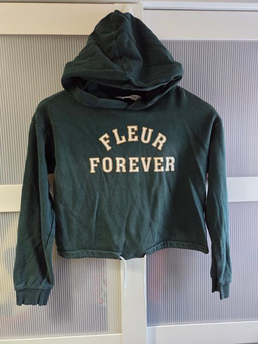  — Age 10-12 H&M cropped boxy hoody