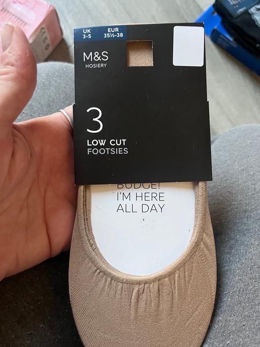  — 3 pairs size 3-5…1£ a pack a few