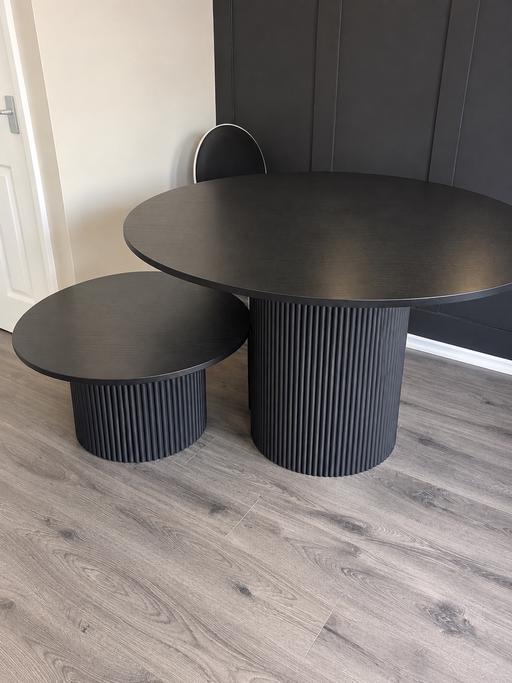  — Dinning table black