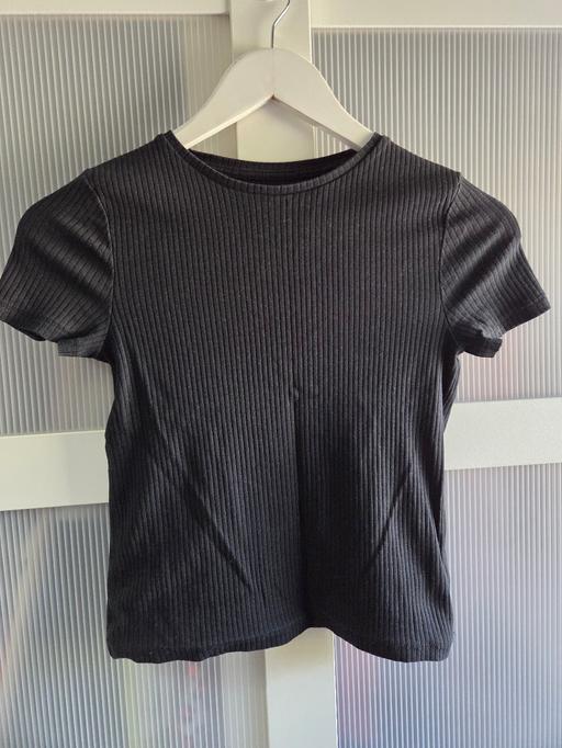  — Age 11-12 F&F black ribbed tshirt