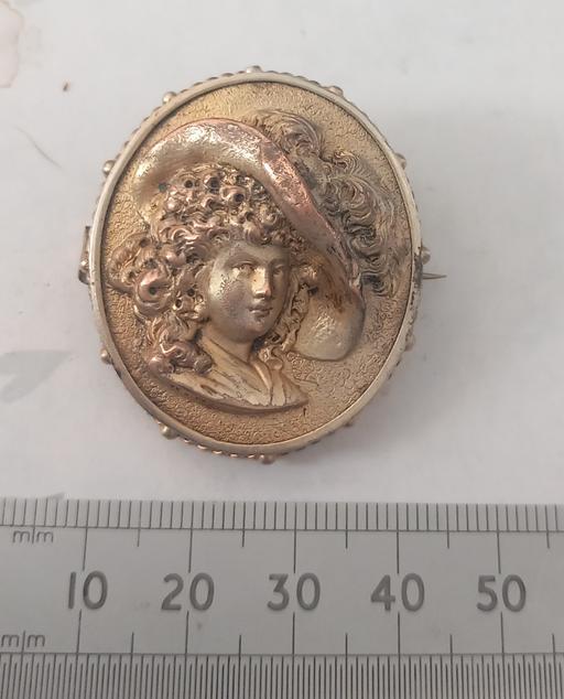 — Victorian "The Duchess Solitaire" Brooch