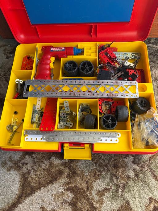  — Meccano power tool construction set