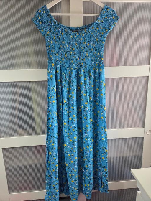  — Size 14 ROMAN floral dress
