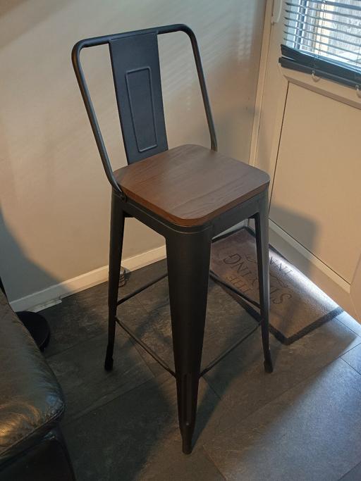  — Bar Stools