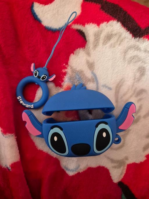  — new Stitch Earphones Case