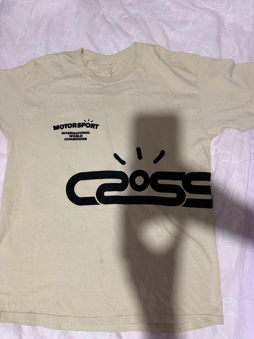  — Travis Scott t shirt