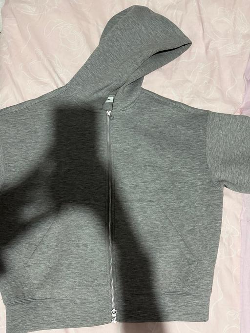  — Weekday hoodie