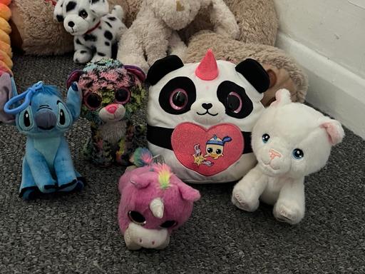  — 5 plushies for kids