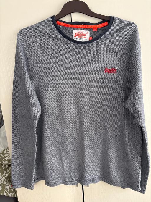  — Men’s top
