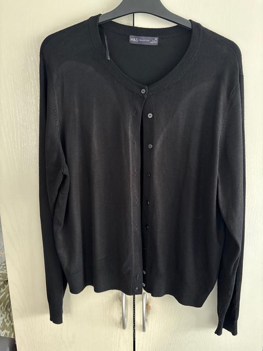  — Ladies cardigan