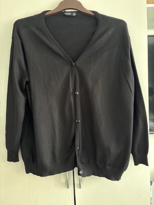  — Ladies cardigan