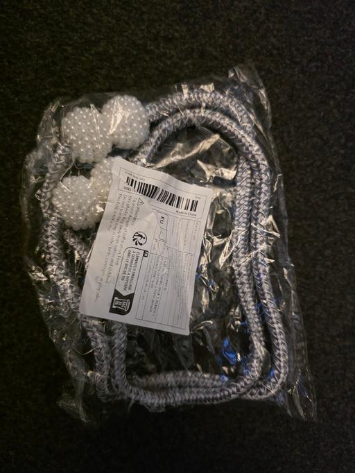  — curtain tie backs new