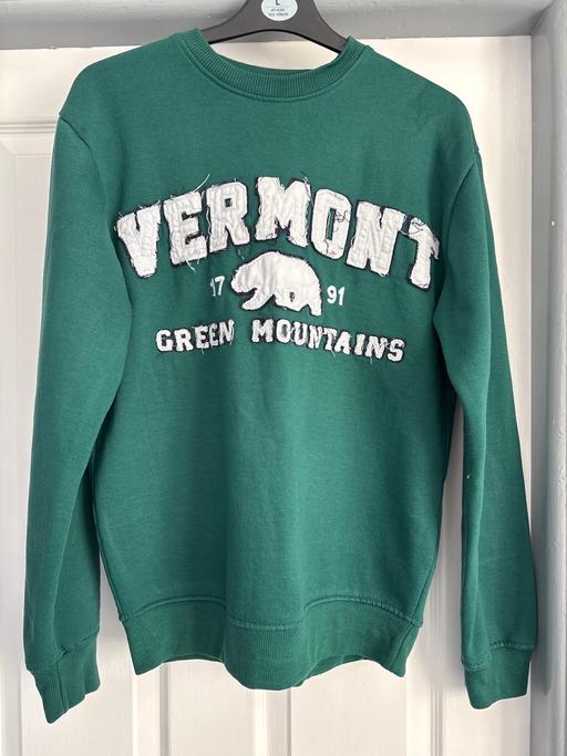  — Men’s sweatshirt