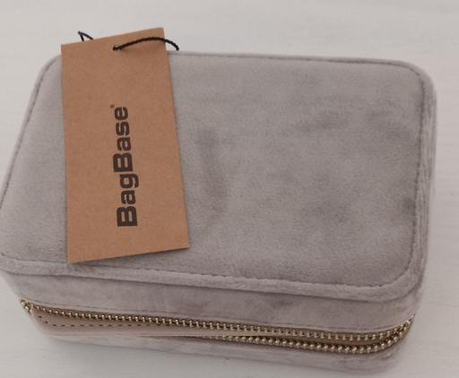  — Bagbase Grey Velvet Lined Zip Jewellery Case
