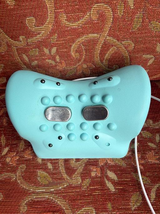  — Neck massage foam pillow heated
