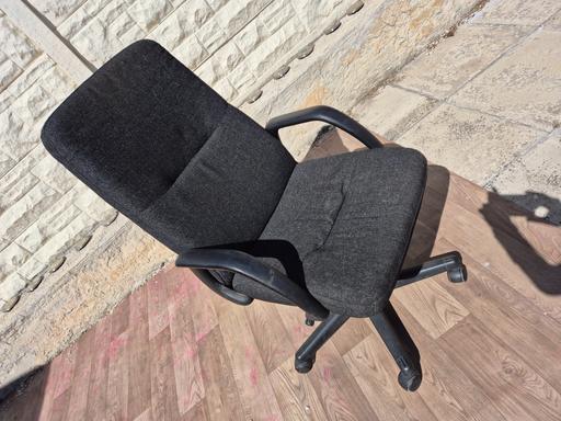  — Office Chair