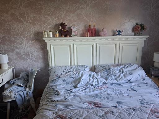  — king size bed frame and chest of draws set