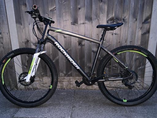  — BTWIN st520 Rockrider 27.5 Mountain Bike MINT