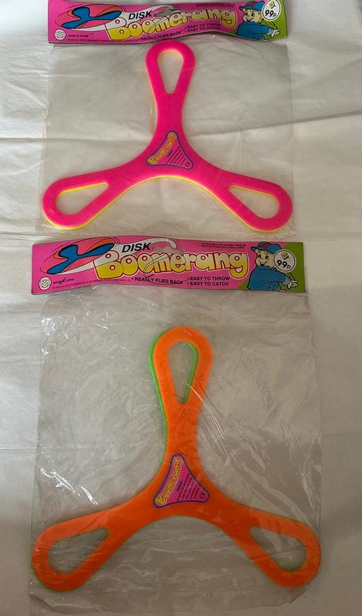  — Boomerangs
