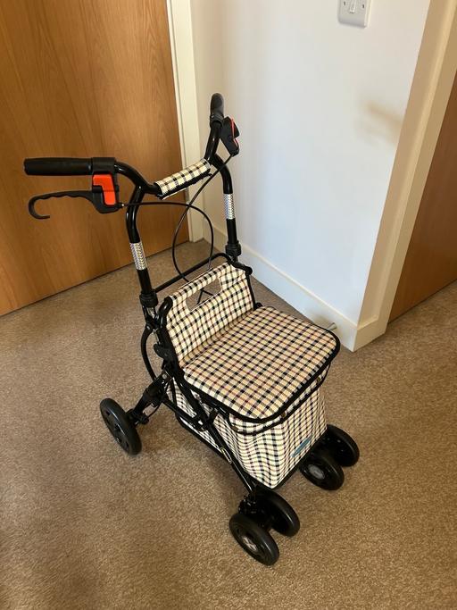  — Ableworld walking aid