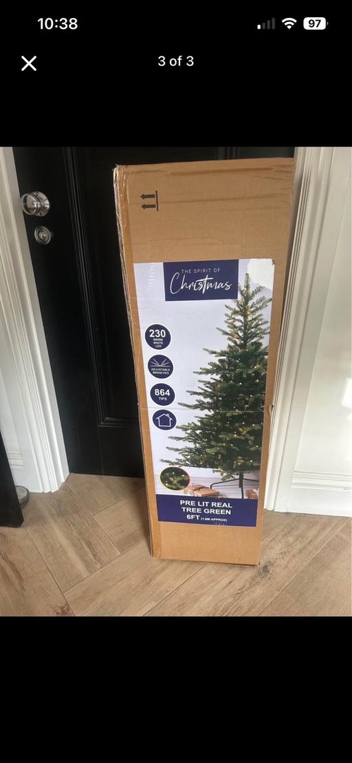  — Christmas tree - Brand new - unopened - 6ft