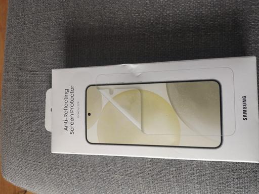  — galaxy s24 anti-reflecting screen protector