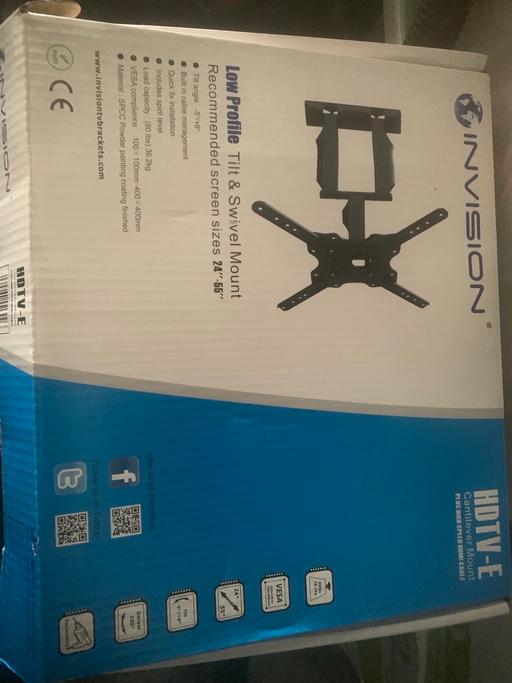  — Tv stand