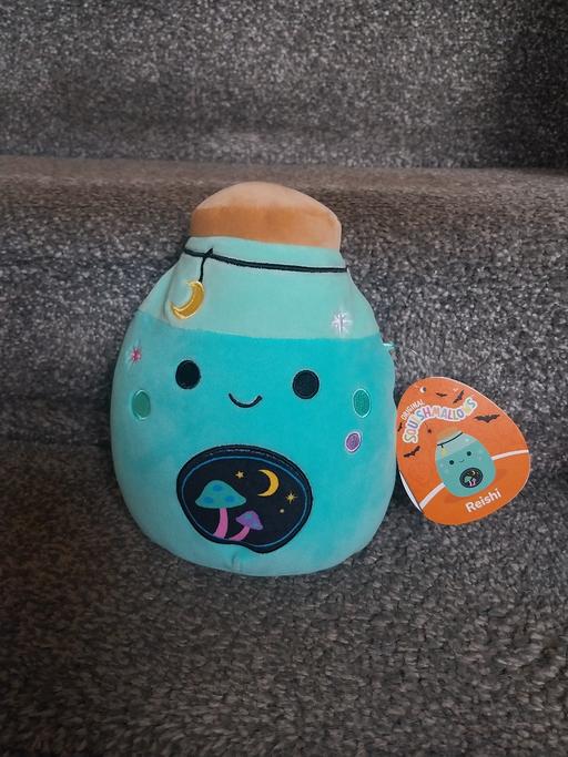  — New. Halloween Reishi Squishmallow