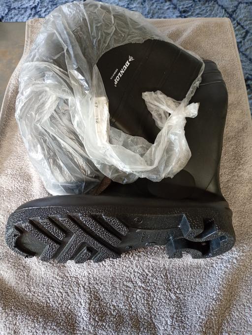  — DunLop  Wellies