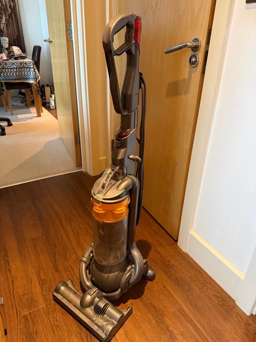  — Dyson Hoover DC25