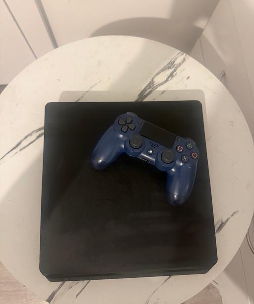  — 500GB PS4 Slim+  Dualshock 4 PS4 Controller