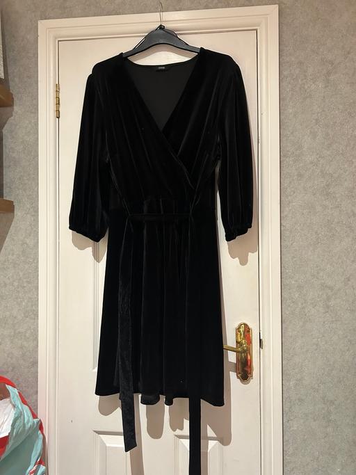  — Black velvet dress