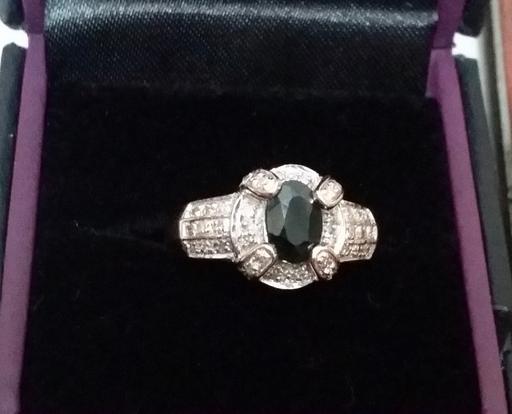  — Vintage sapphire and diamonds ring